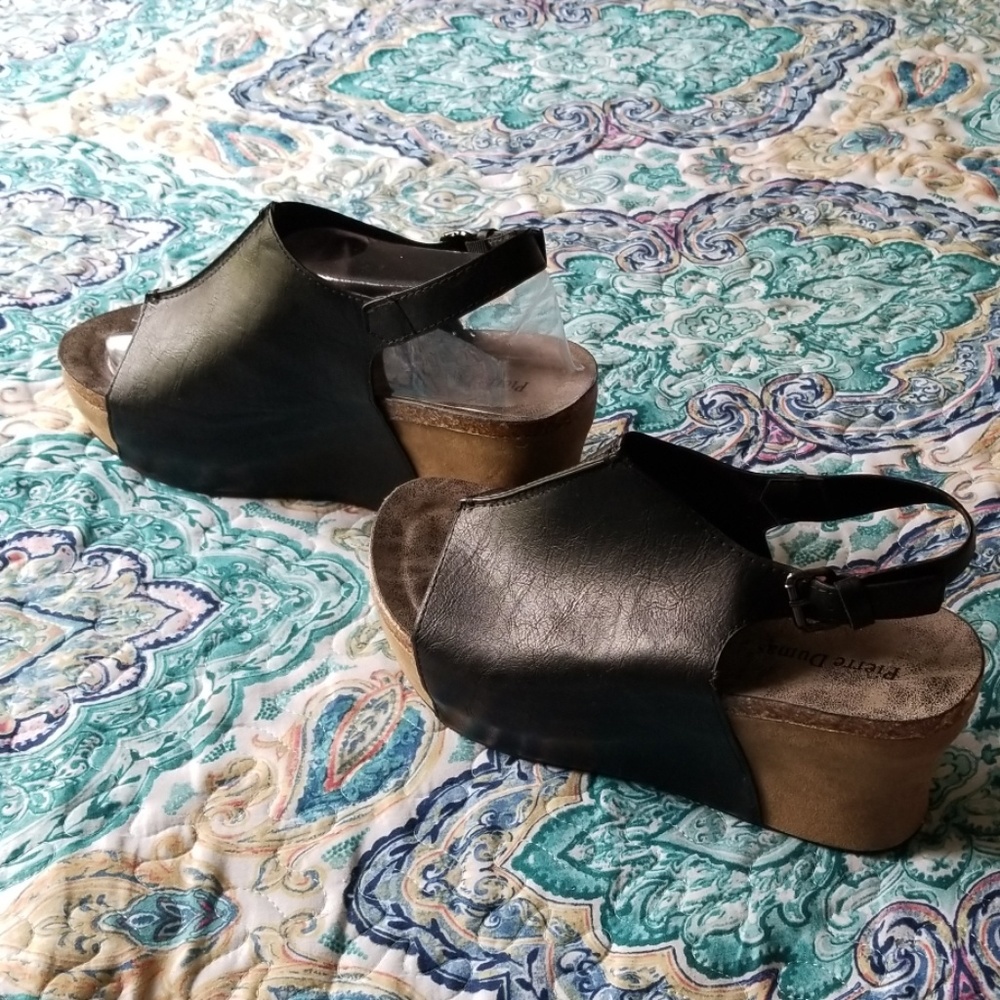 Pierre Dumas precious black wedges.